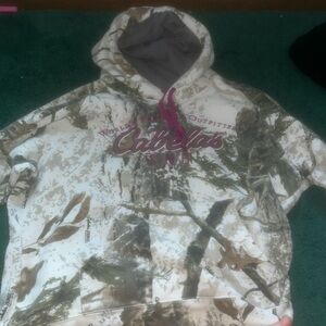 2xl Cabelas hoodie! Worn a few times.